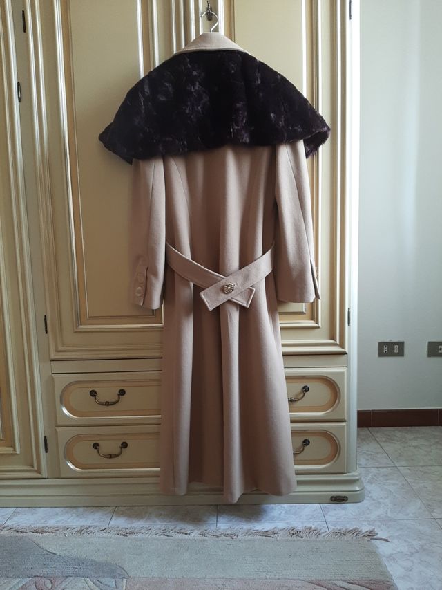 Cappotto donna color cammello