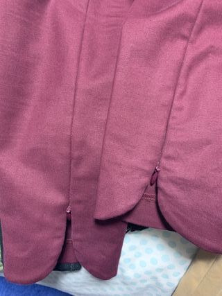 Pantalón granate Massimo Dutti