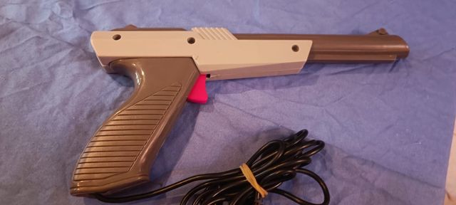 Pistola compatible con Nintendo NES