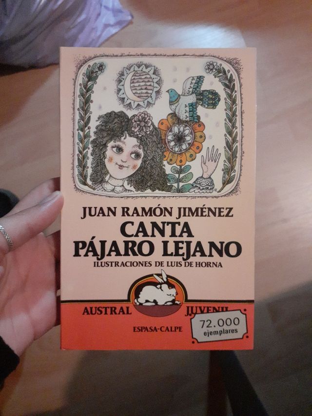 Canta pájaro lejano