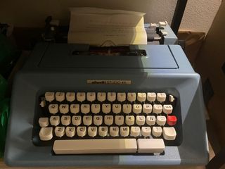 Máquinas de escribir Olivetti 