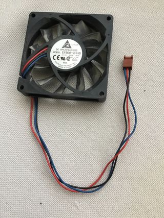 Mini ventilador para pc. 12v / 4'5 w