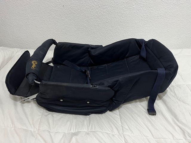 Carrito para. Bebé marca arrue.