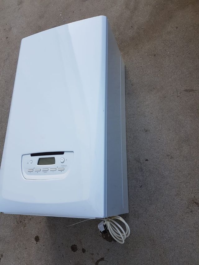 Caldera Saunier Duval thema condens f25