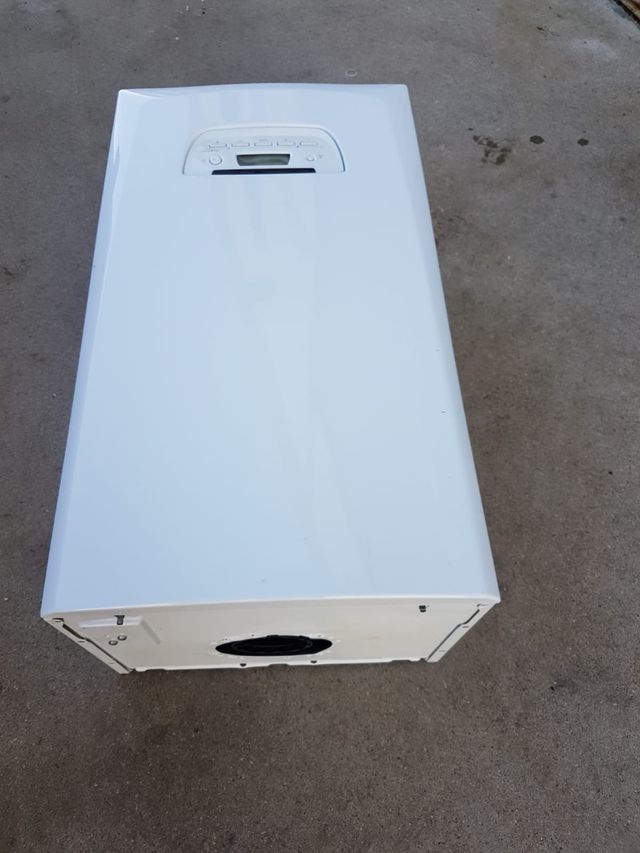 Caldera Saunier Duval thema condens f25