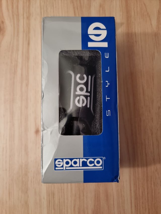 Pomo de cambio de marchas Sparco.Negro y blanco.