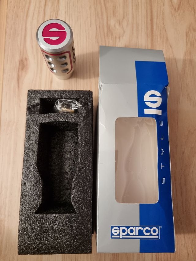 Pomo cambio de marchas Sparco.Aluminio,rojo,negro