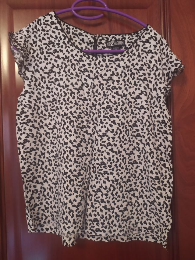 camiseta manga corta animal print.