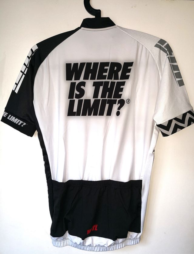 Maillot "Where is the limit" - Sin usar