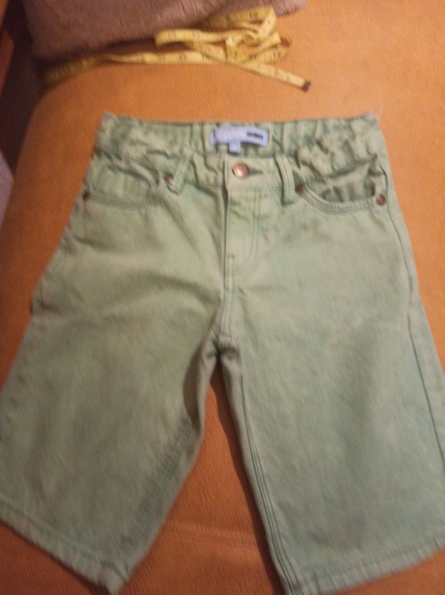 Oferta pantalón niño rodilla Jeans T 6-7 años