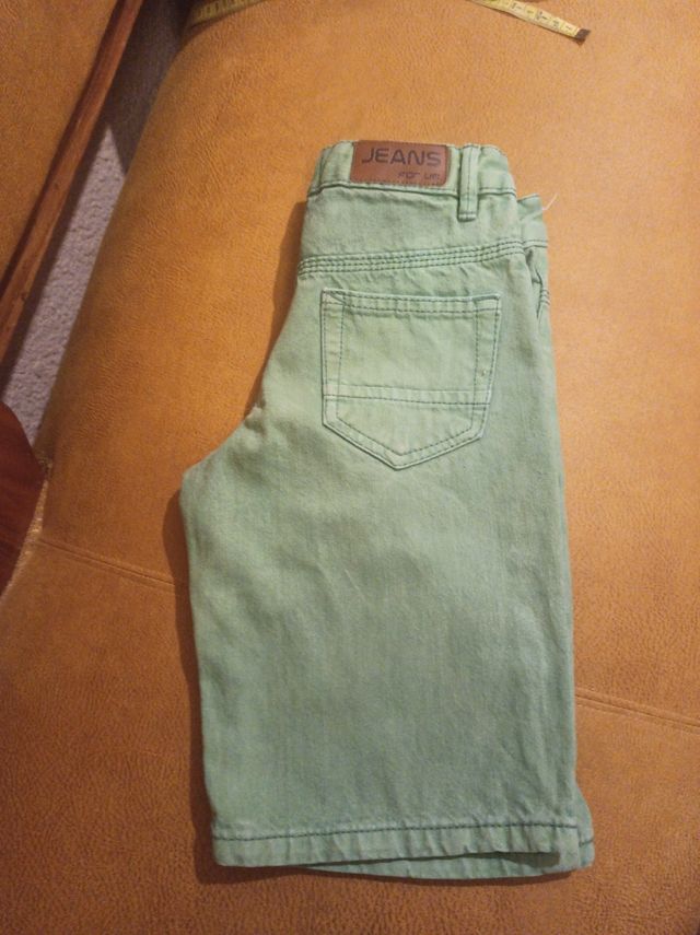 Oferta pantalón niño rodilla Jeans T 6-7 años