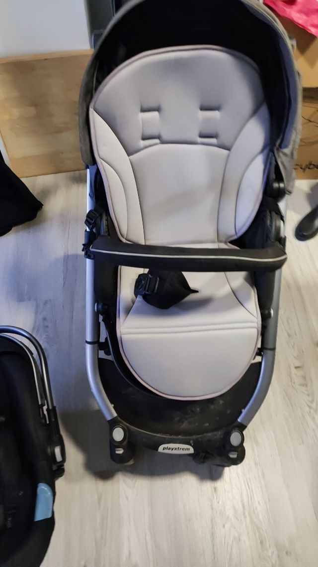 Carrinho de trio PlayXtreme. Maxicosi, alcofa e cadeira