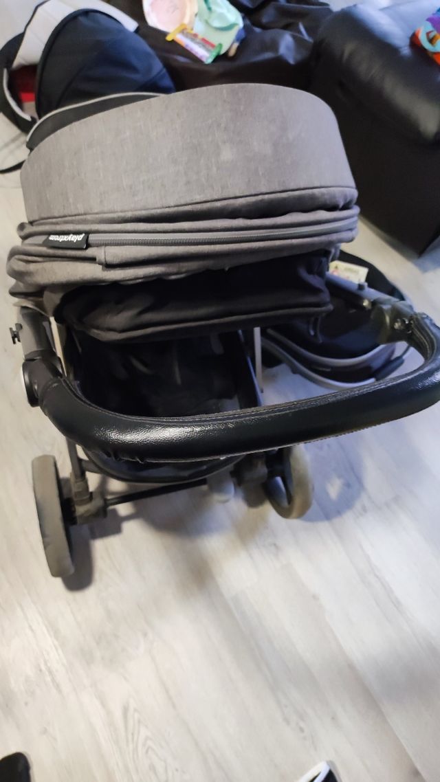 Carrinho de trio PlayXtreme. Maxicosi, alcofa e cadeira