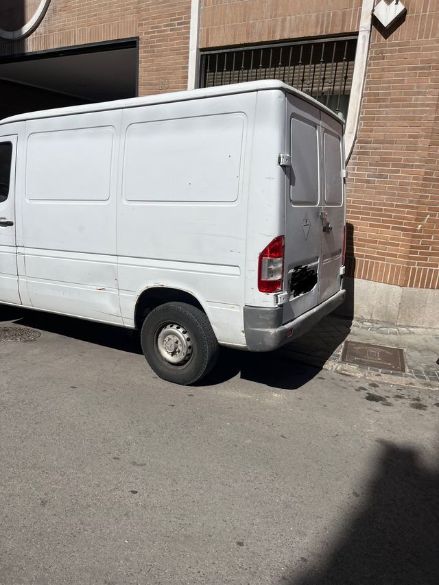 MercedesBenz Sprinter 1999 de segunda mano por 3.500 EUR en Madrid en MercedesBenz Sprinter 1999 de segunda mano por 3.500 EUR en Madrid en