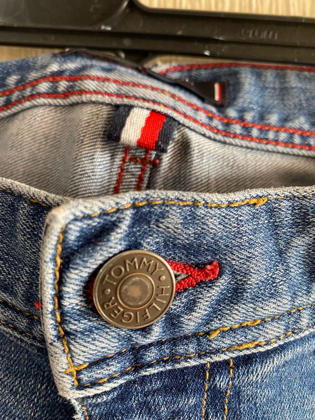 Vaquero azul - Tommy Hilfiger