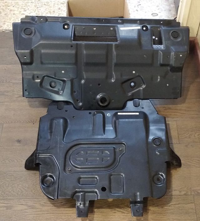 CUBRE CARTER TOYOTA LAND CRUISER GDJ de segunda mano por 150 EUR en
