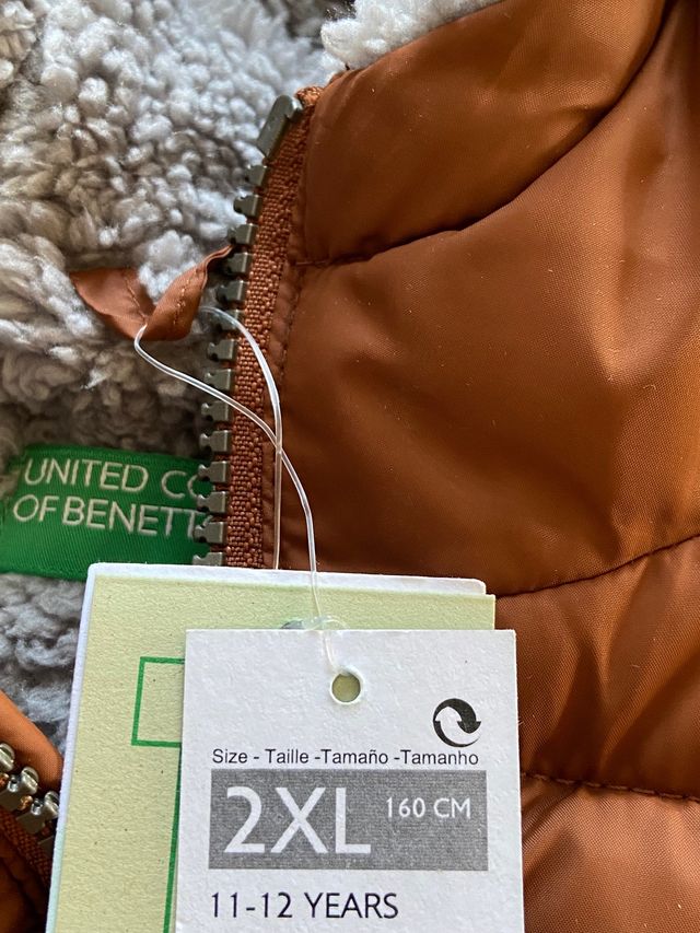 Chaqueta de niño. Benetton