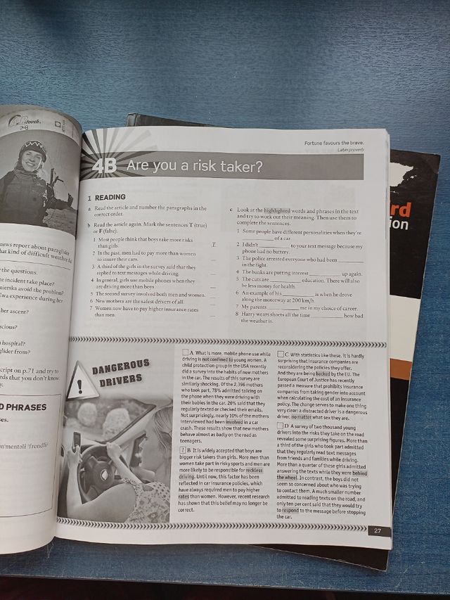 ENGLISH FILE Upper-intermediate