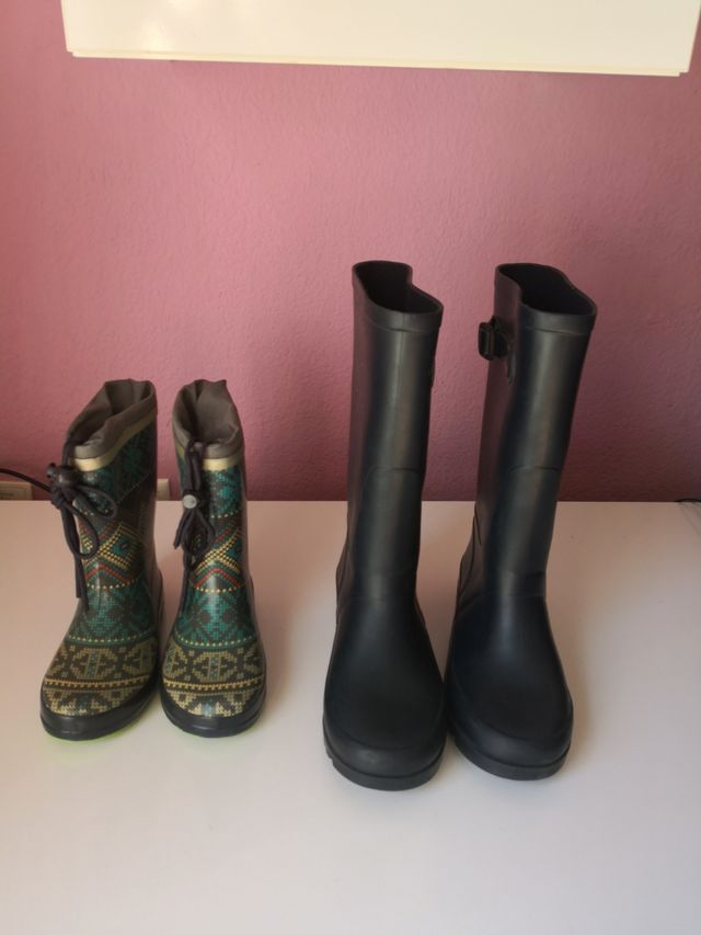 Bota niño, num27la decolor, 35azul,y 36-37la otra