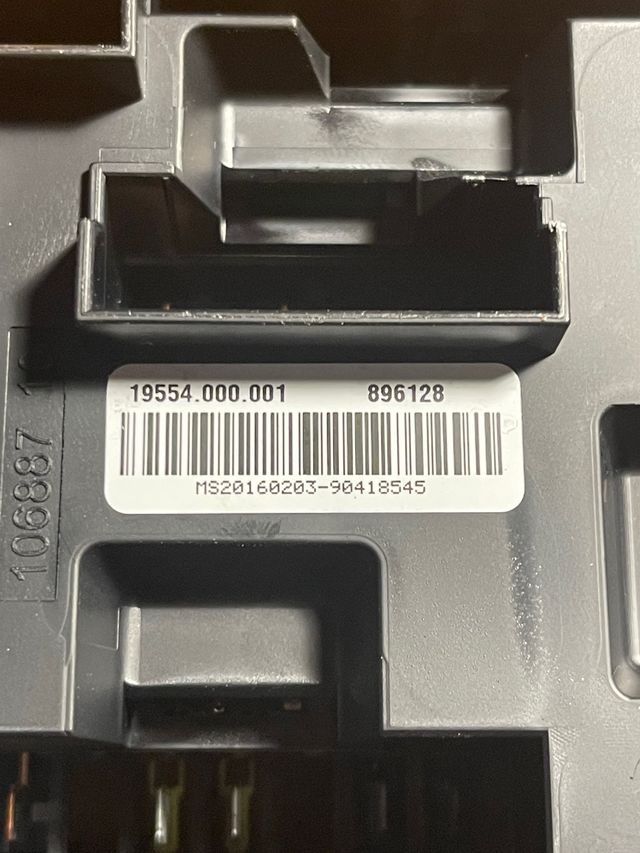 Caja de Reles fusibles BMW SERIE 1 F20/F21