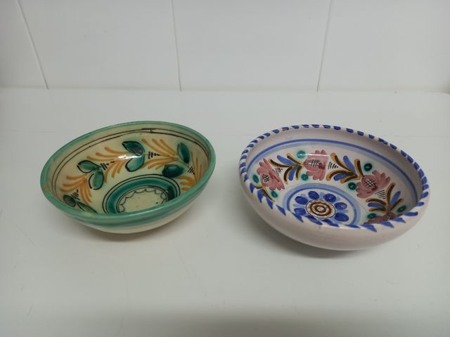 Adornos de cerámica. (163)