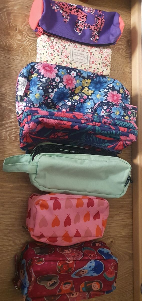 Estuches diferente tamaños y modelos