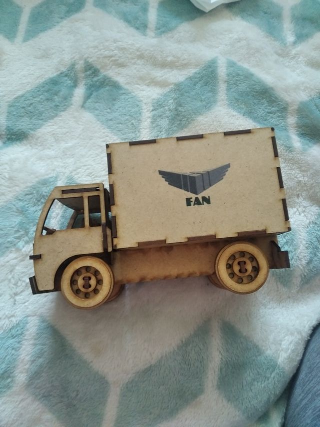 coche madera fan curier