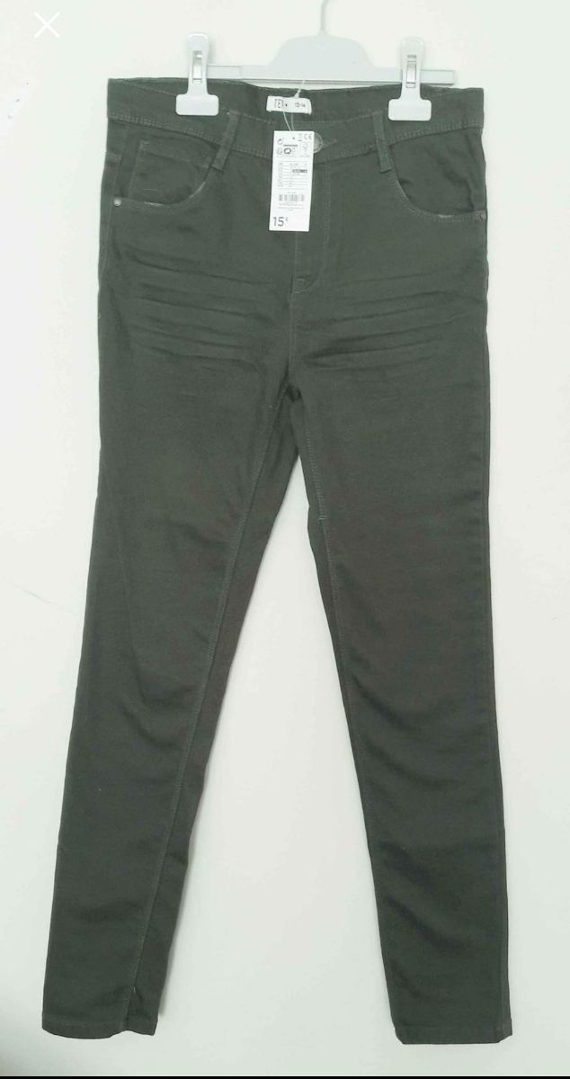 Pantalón niño 13/14 años. Nuevo.