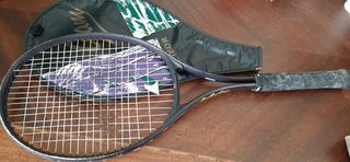Raqueta marca GAM con funda