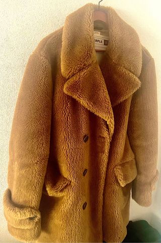 Chaquetón de pelo marrón 