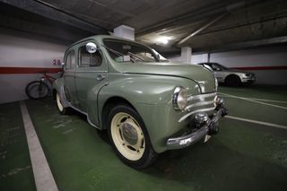 Renault antiguo 1951