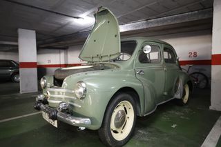 Renault antiguo 1951
