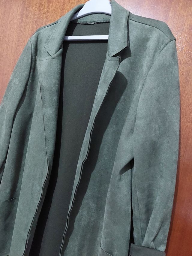 CHAQUETA VERDE