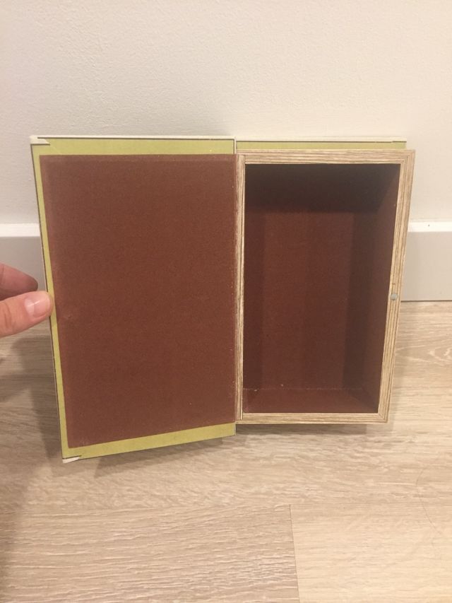 Caja camuflada de caudales