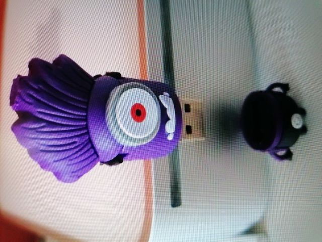 Pen drive Minions 16GB Nova