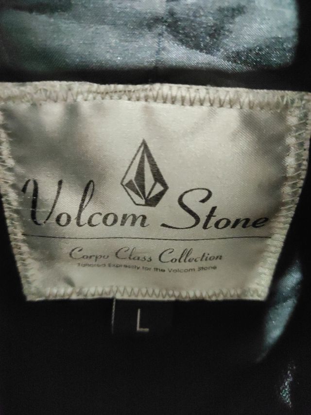 Cazadora negra hombre, Volcom