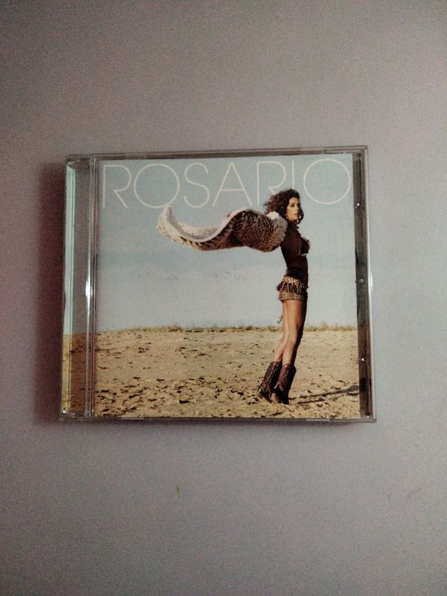 Libro "Tres Coronas Oscuras"