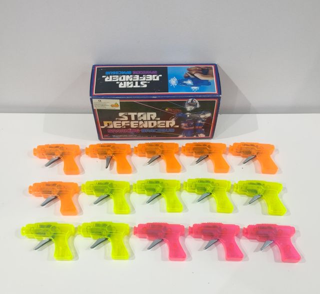 Star Defender Expositor Pistolas Años 80 Nuevo