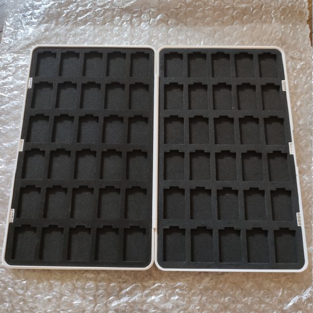 Funda de juegos NINTENDO SWITCH