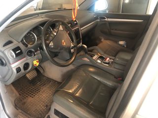 Porsche Cayenne 2005