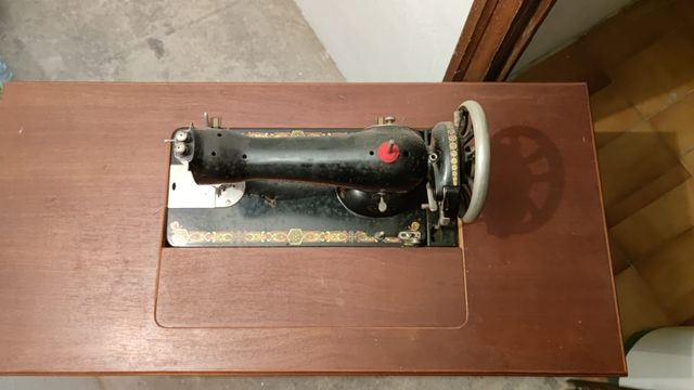 Maquina de coser SINGER HEXAGON