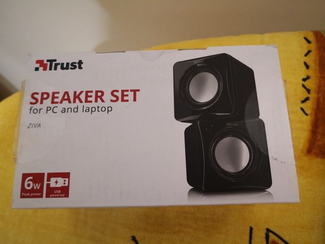 Altavoces para móvil, tablet, portátiles.