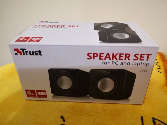 Altavoces para móvil, tablet, portátiles.