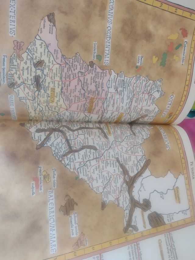 Atlas ptolomeo facsimil limitado y Mundus Nova