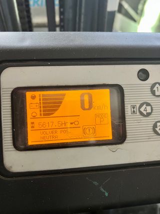 Nissan electrica matriculada Triple