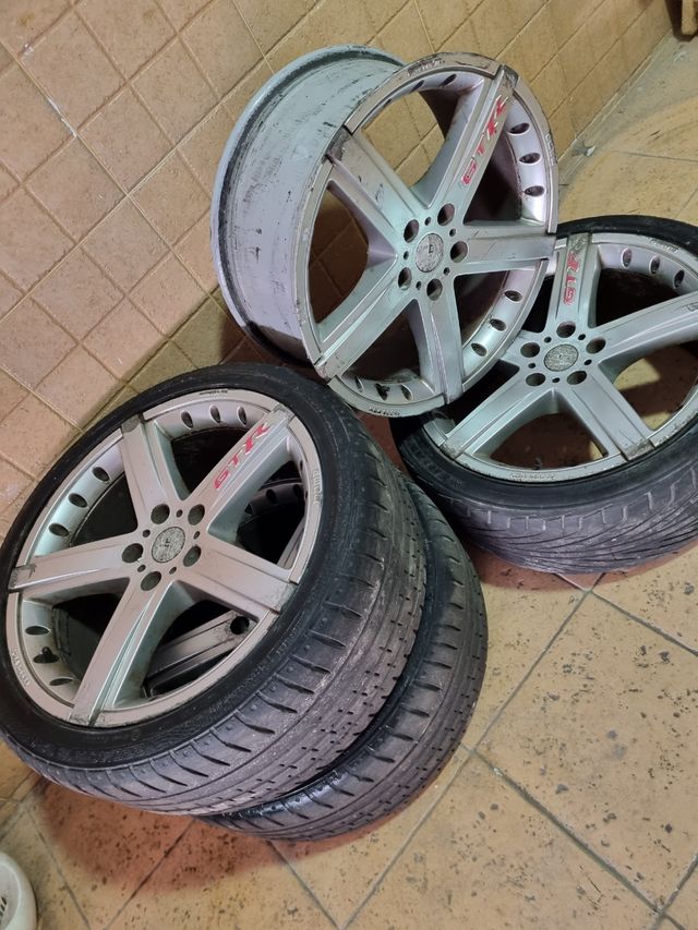 4 llantas MOMO GTR 18"