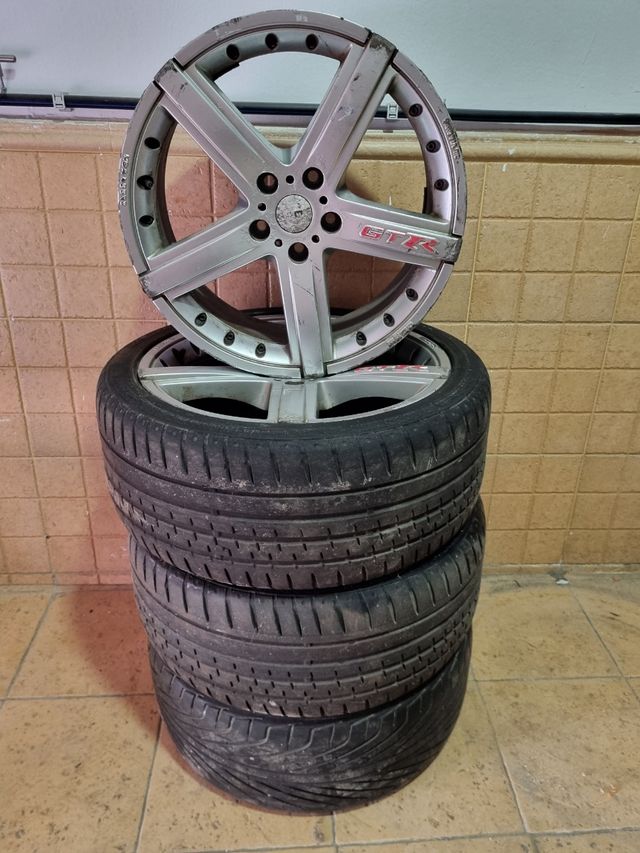 4 llantas MOMO GTR 18"