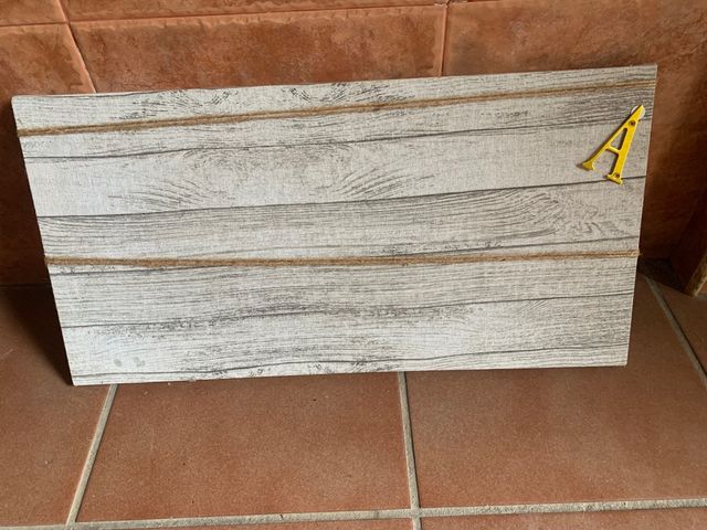 Lienzo con cuerdecitas  para colgar fotos