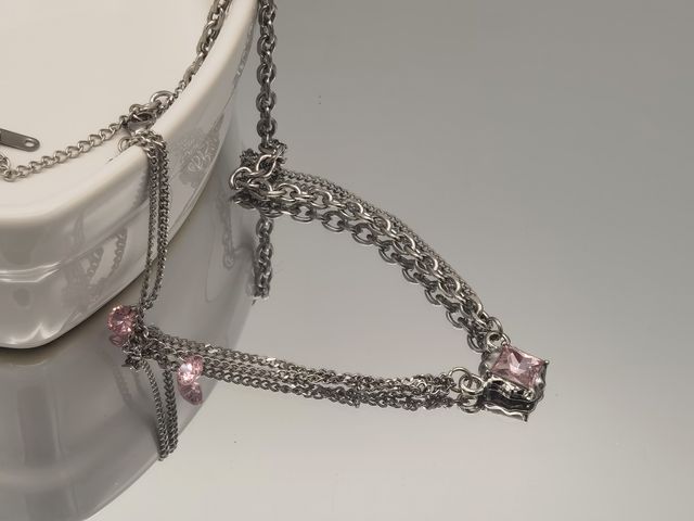 Collar doble de diamantes rosas estilo ligero colo