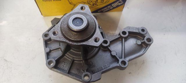 Bomba de agua Renault 9 y 11 diesel